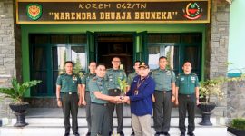 Perhutani KPH Garut Berikan Bantuan 700 Bibit Tanaman kepada Korem 062_Tarumanegara