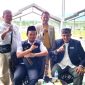 Caleg DPRD Jabar Dapil 14 Garut, Dandi Ryadi (kedua dari kanan) poto bersama dengan Syekh Yusuf M. Martak, co-captain timnas AMIN usai acara Mimbar Silaturahim dan Temu Tokoh pendukung AMIN