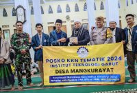 Mahasiswa KKN ITG dan 