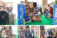 PJ Bupati Garut Tertarik pada Batik Karya Ria Apriani, Nasabah PNM Mekaar di Festival UMKM Garut 2024