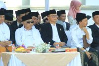 Hari Santri 2024: Ketua MUI Garut Dorong Santri Ambil Peran Penting di Kepemimpinan Nasional! ( Poto: KH Sirojul Munir Ketua MUI Garut, kedua dari kiri)