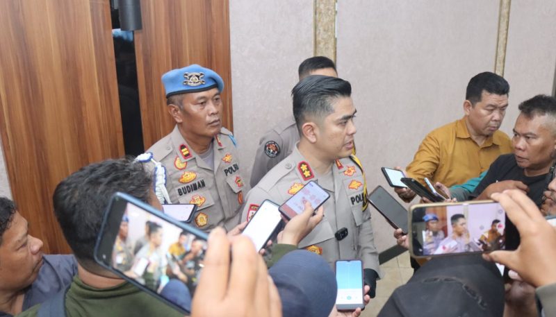 Kapolres Garut Tegaskan Komitmen Tindakan Tegas: Dua Anggota Polisi Dipecat Karena Pelanggaran Berat 