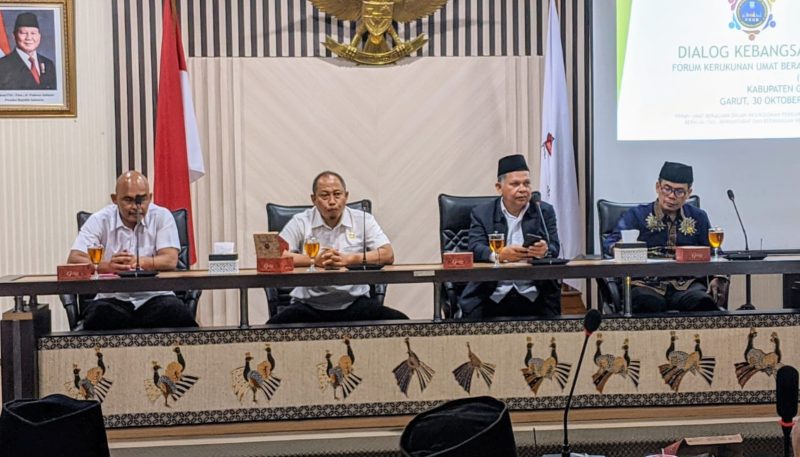 Kemenag Garut: Pilkada Harus Damai, Bebas dari Isu SARA (foto: Kepala Seksi Bimbingan Masyarakat (Kasi Bimas) Kemenag Garut, H. Muhtarom, M.Ag, (Kanan))