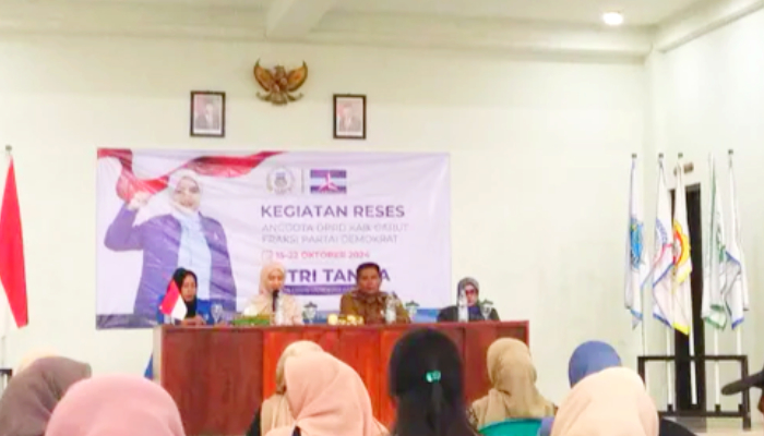 Reses_ Anggota DPRD Garut Putri Tantia Berikan Bantuan Rp50 Juta untuk Pemberdayaan Kader PKK Desa Simpen Kaler