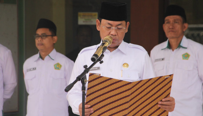 Hari Guru Nasional 2024_ Kepala Kantor Kemenag Kabupaten Garut, Dr. H. Saepulloh, S.Ag., M.Pd.I., BACAKAN Sambutan Menteri Agama RI, Prof. Dr. Nasaruddin Umar, MA