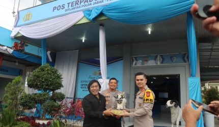 Anggota DPD RI Komeng Apresiasi Pos Terpadu GTC Limbangan Polres Garut