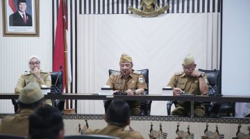 Rapat Koordinasi! Bupati Syakur Amin Minta SKPD Garut Jangan Tunda Masalah, Segera Cari Solusi