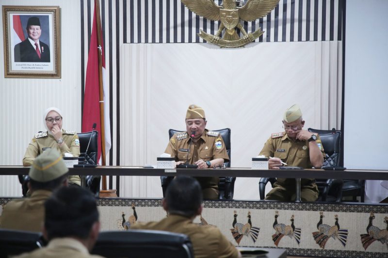 Rapat Koordinasi! Bupati Syakur Amin Minta SKPD Garut Jangan Tunda Masalah, Segera Cari Solusi