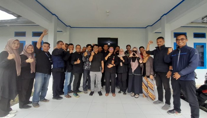PLT Direksi PDAM Tirta Intan Garut Kunjungi Cabang Cilawu, Dorong Semangat Kerja dan Pelayanan Prima