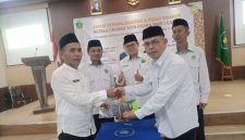 Aruni Kisman Lepas Jabatan Kepala TU MAN 1 Garut, Uud Hambali Siap Lanjutkan Transformasi