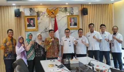 Kunjungan Strategis ke KKP Bupati Garut Dorong Pelabuhan Cilauteureun demi Ekonomi Selatan 1