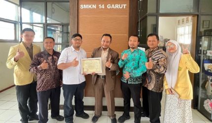STIE Yasa Anggana Siap Fasilitasi Lulusan SMKN 14 Garut Lanjut Kuliah Lewat Jalur Reguler dan KIP