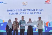 Bupati Garut Abdusy Syakur Amin meresmikan bantuan 85 rumah layak huni Astra di Pakenjeng sebagai upaya mengurangi 22 ribu RTLH di Garut