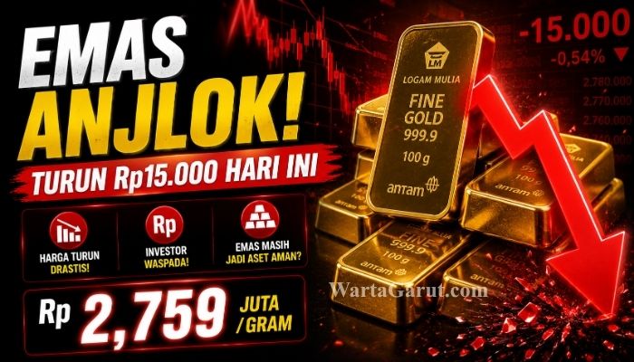 Emas batangan Antam dipamerkan di gerai Logam Mulia setelah harga emas hari ini turun Rp15.000 per gram menjadi Rp2.759.000