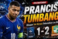 Kylian Mbappe berusaha menembus pertahanan Pantai Gading pada laga uji coba internasional yang berakhir dengan kekalahan Prancis 1-2 di Nantes