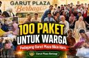 Ketua Pedagang Garut Plaza, Aries Nuramdan, menyerahkan bantuan dalam program Garut Plaza Berbagi yang menyalurkan 100 paket sembako serta santunan untuk anak yatim dan kaum dhuafa di Kabupaten Garut.