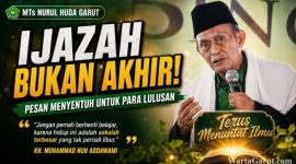 Pendiri Pondok Pesantren Nurul Huda Cibojong, KH Muhammad Nuh Addawami, menyampaikan amanah kepada lulusan MTs Nurul Huda Angkatan ke-32 di Kecamatan Cisurupan, Kabupaten Garut.