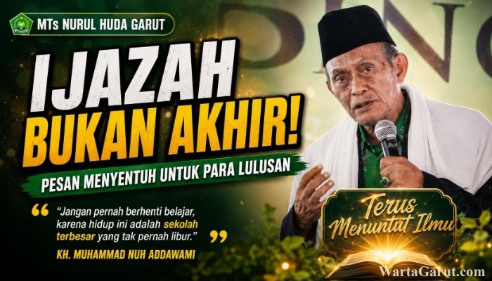 Pendiri Pondok Pesantren Nurul Huda Cibojong, KH Muhammad Nuh Addawami, menyampaikan amanah kepada lulusan MTs Nurul Huda Angkatan ke-32 di Kecamatan Cisurupan, Kabupaten Garut.