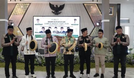Garut Hebat Fest 2026 Dibuka, H. Subhan Fahmi: Festival Musik Islami Perkuat Budaya dan Ekonomi Garut 4 Garut Hebat Fest 2026 Dibuka H. Subhan Fahmi Festival Musik Islami Perkuat Budaya dan Ekonomi Garut