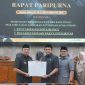 Bupati Garut Abdusy Syakur Amin menyampaikan Nota Pengantar KUA-PPAS APBD Garut 2027 dalam Rapat Paripurna DPRD Kabupaten Garut, Jumat (17/7/2026).