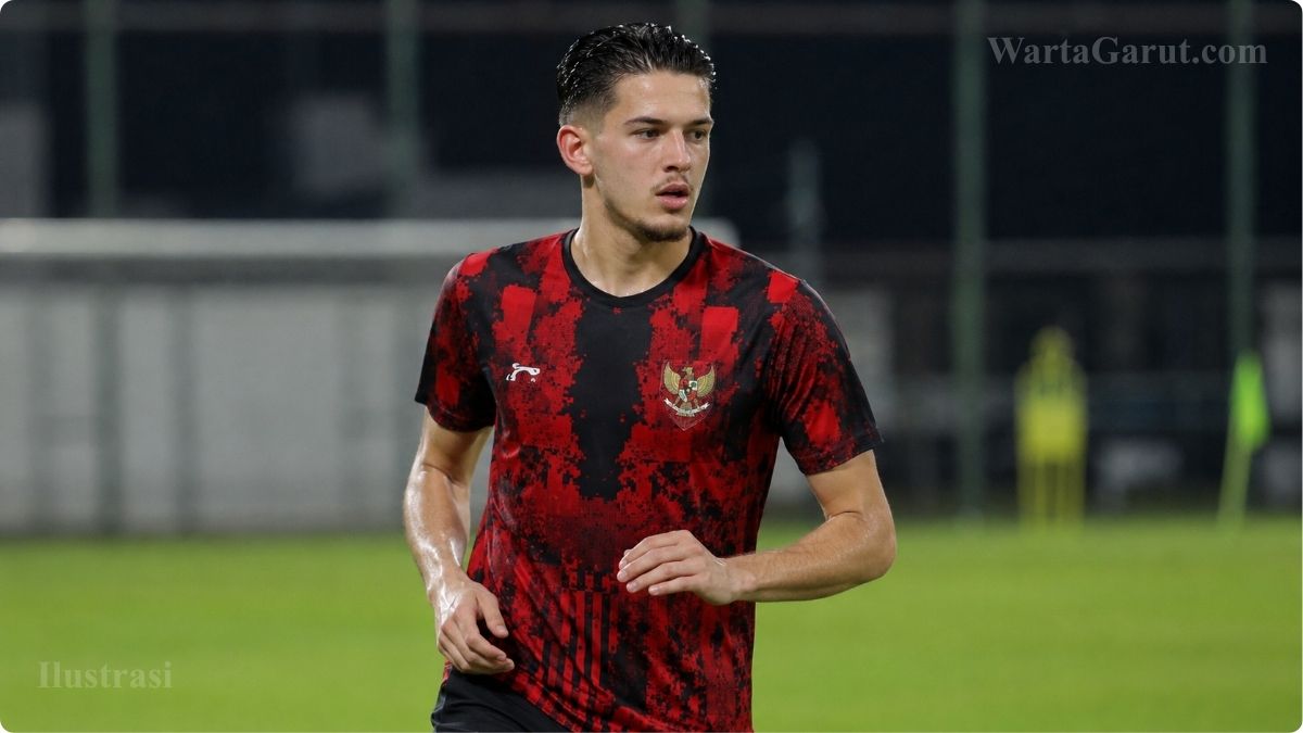 Justin Hubner dipastikan belum dapat memperkuat Timnas Indonesia pada laga melawan Kamboja.