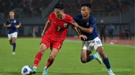 lustrasi pertandingan Indonesia melawan Kamboja.
