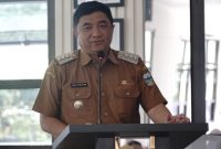 Bupati Garut Abdusy Syakur Amin memimpin rapat koordinasi lintas sektor untuk mempercepat pengentasan kemiskinan ekstrem di Kabupaten Garut.