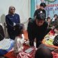 Bupati Garut Abdusy Syakur Amin mengunjungi korban dugaan keracunan Makanan Bergizi Gratis