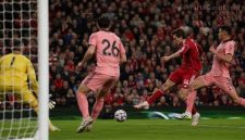 Liverpool F.C. bangkit dari ketertinggalan untuk mengalahkan Sunderland 4-2 dalam laga pramusim di Amerika Serikat.