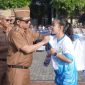 Bupati Garut Abdusy Syakur Amin melepas kontingen Popwilda Jawa Barat 2026 yang akan bertanding di Kota Bandung