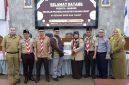 Wakil Ketua DPRD Kabupaten Garut H. Subhan Fahmi memberikan motivasi kepada kontingen Pramuka Garut menjelang keberangkatan ke Jambore Nasional 2026.