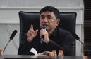 Bupati Garut Abdusy Syakur Amin memimpin rapat ekspose potensi penarikan retribusi parkir Tahun Anggaran 2026 di Kabupaten Garut.