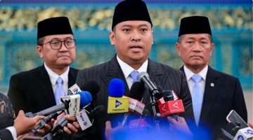 Kepala Badan Gizi Nasional Sudaryono menyampaikan komitmen memperketat standar keamanan bahan baku program Makan Bergizi Gratis sebagai langkah evaluasi setelah muncul sejumlah kasus keracunan. ( foto: Setkab RI)