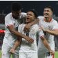 uel perebutan bola pada laga Grup A Piala AFF 2026
