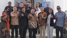 Bupati Garut Abdusy Syakur Amin menerima kunjungan kerja BKSAP DPR RI di Ruang Rapat Pamengkang, Kamis (6/8/2026).