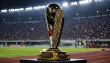 Persib Bandung menghadapi Persebaya Surabaya pada final Piala Presiden 2026 di Stadion Kapten I Wayan Dipta, Gianyar, Bali, yang digelar tanpa penonton, Kamis, 6 Agustus 2026 (ilustrasi/Wartagarut.com)