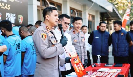 Konferensi pers Polres Garut mengungkap 20 kasus narkoba dan 28 tersangka