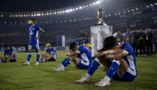 Persib Bandung mengakhiri Piala Presiden 2026 sebagai runner-up setelah kalah adu penalti dari Persebaya Surabaya, Kamis, 6 Agustus 2026. (Ilustrasi/WartaGarut.com)