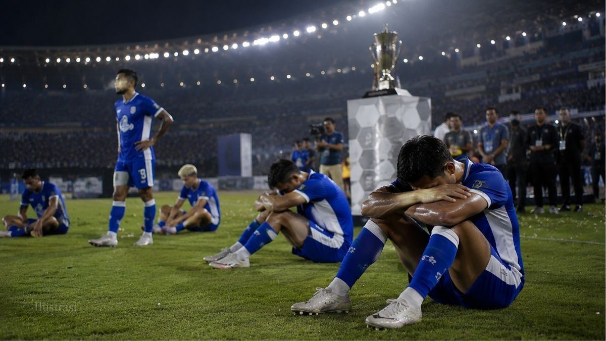 Persib Bandung mengakhiri Piala Presiden 2026 sebagai runner-up setelah kalah adu penalti dari Persebaya Surabaya, Kamis, 6 Agustus 2026. (Ilustrasi/WartaGarut.com)