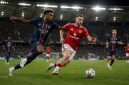 PSG dan Manchester United bermain imbang 1-1 dalam laga pramusim di Stadion Ullevi, Goteborg, Swedia, Sabtu (8/8/2026).(Ilustrasi Warta Garut)
