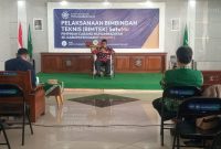Ketua PDM Garut memberikan arahan implementasi SatuMu kepada pimpinan cabang.