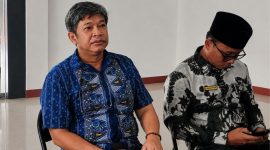 Kepala SMK Muhammadiyah Garut Yan Yan Hermawan, S.Pd.I., menyampaikan pandangan mengenai pembinaan AIK dan penguatan kompetensi siswa.