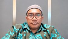 A. R. Nugraha, penulis artikel âJadilah Guru Berkemajuanâ tentang peran guru dalam pendidikan Islam.