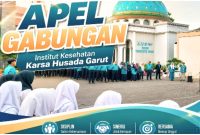 Ketua Pembina YDHIG Dr. H. Hadiat menyampaikan arahan dalam apel gabungan IKKHG sekaligus apel perdana mahasiswa baru Tahun Akademik 2026/2027.