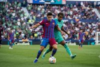 Ilustrasi pertandingan Levante vs Barcelona setelah kemenangan Barcelona 4-2 pada LaLiga 2026/2027.