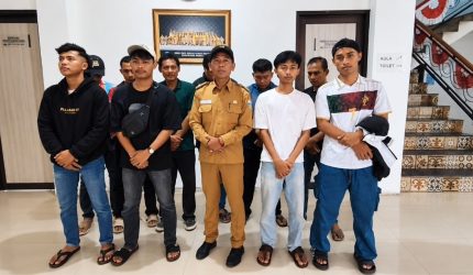10 korban selamat KM Virgo di Garut menerima bantuan Pemkab Garut