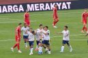 Persib Bandung kalah 1-2 dari Persija Jakarta dalam lanjutan Super League 2026/2027, Sabtu, 12 September 2026.