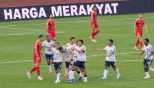 Persib Bandung kalah 1-2 dari Persija Jakarta dalam lanjutan Super League 2026/2027, Sabtu, 12 September 2026.