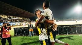 Pemain PERSIB merayakan kemenangan 2-1 atas Persijap Jepara pada pekan ketiga Super League 2026/2027 (foto: https://persib.co.id/)