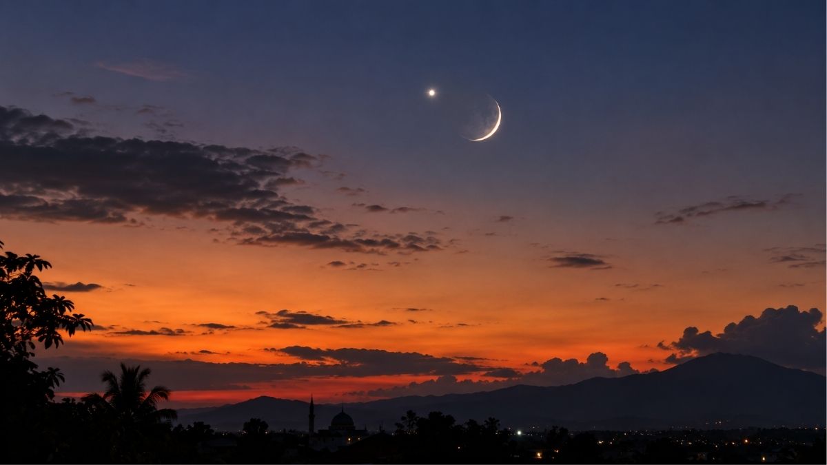 Ilustrasi fenomena astronomi ketika planet Venus tampak berdekatan dengan Bulan sabit di langit Indonesia dan di sejumlah wilayah mengalami okultasi.